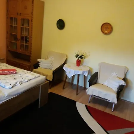 Santa Roka Apartman Apartment